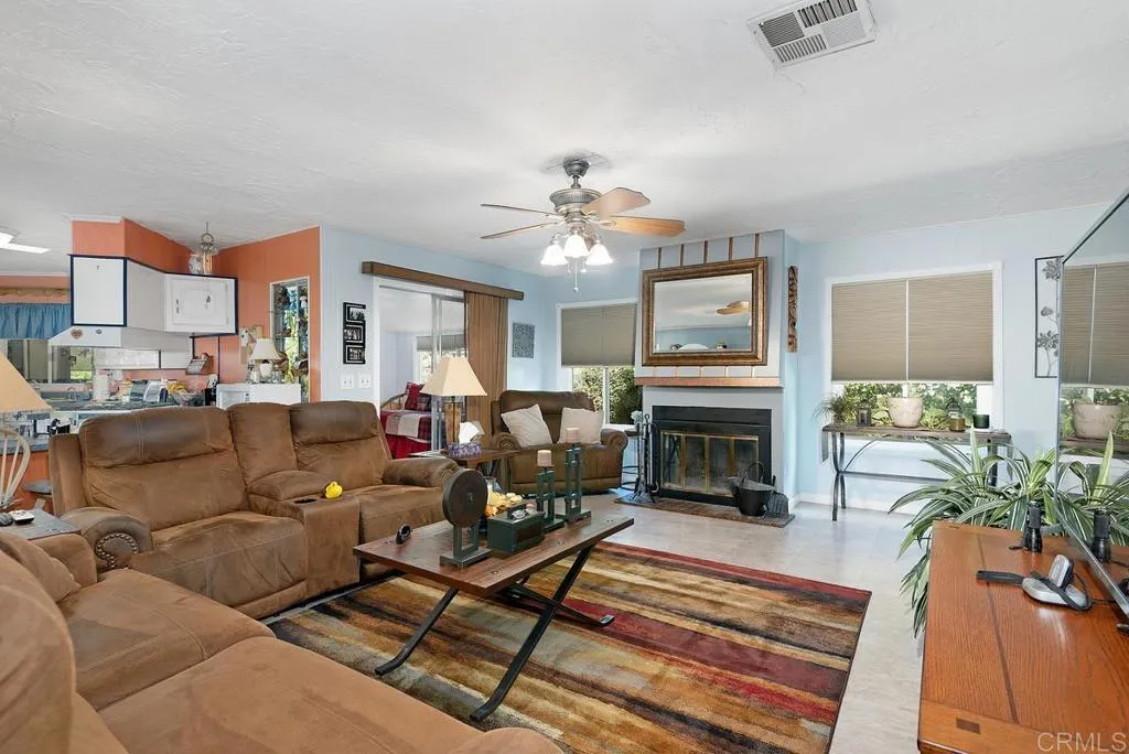 https://cdn.realtyfeed.com/cdn/127/306395021/dbd7e057ee01aa5c8fa2d46f6353280c.webp