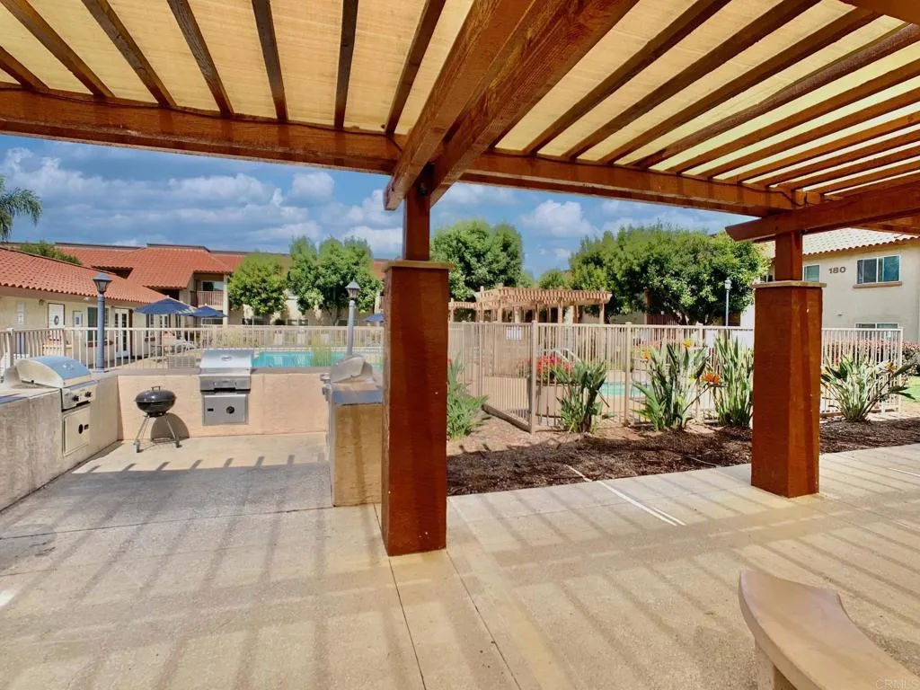 https://cdn.realtyfeed.com/cdn/127/306395062/4a633be45a2c9a5076f71fa0faae1f07.webp