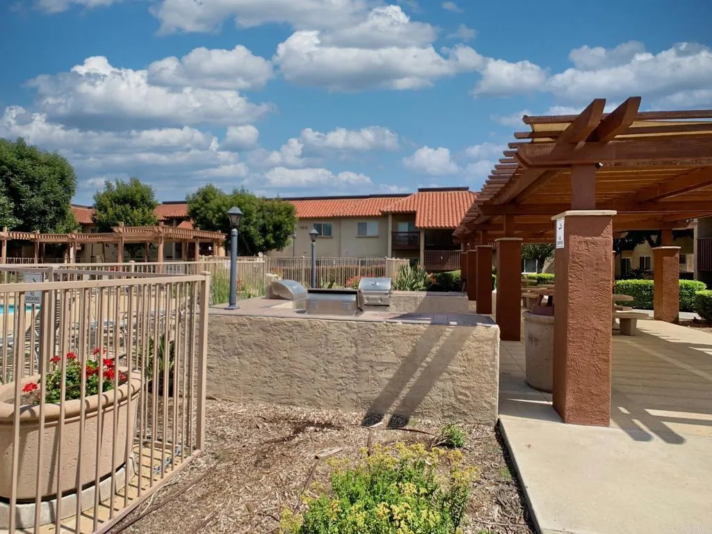 https://cdn.realtyfeed.com/cdn/127/306395062/508dbed601161d523a0e83afb18bbd52.webp