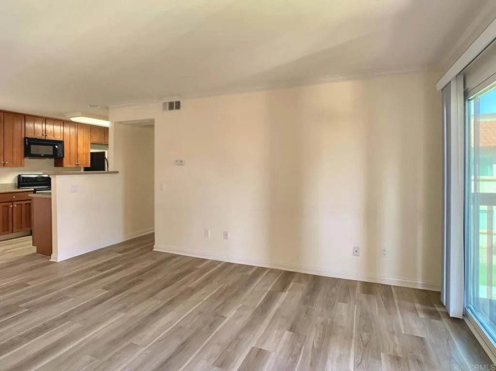 https://cdn.realtyfeed.com/cdn/127/306395062/6a09cc55458b6d6c1d3bc2520d4eab57.webp
