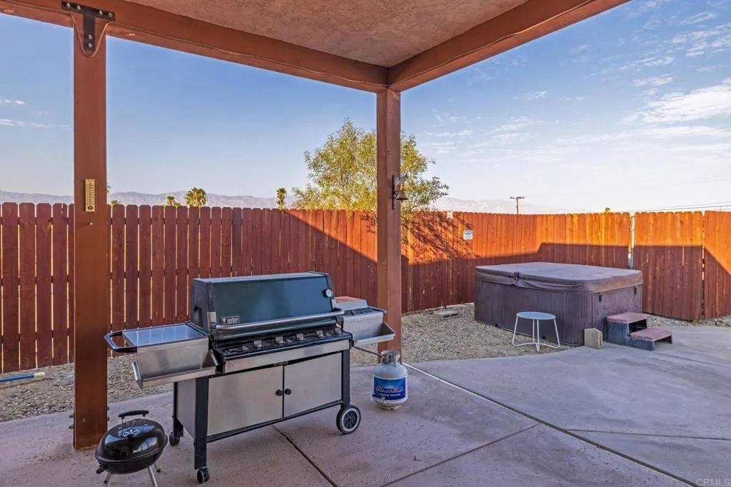 https://cdn.realtyfeed.com/cdn/127/306395689/9c4c58a0dade2d966b9eee0cf84d01e2.webp