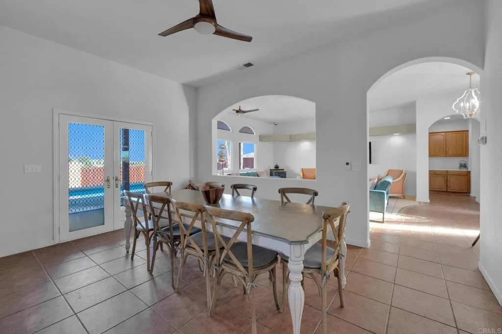 https://cdn.realtyfeed.com/cdn/127/306395689/a22b35eb8297bed250cbb2b7deef5932.webp