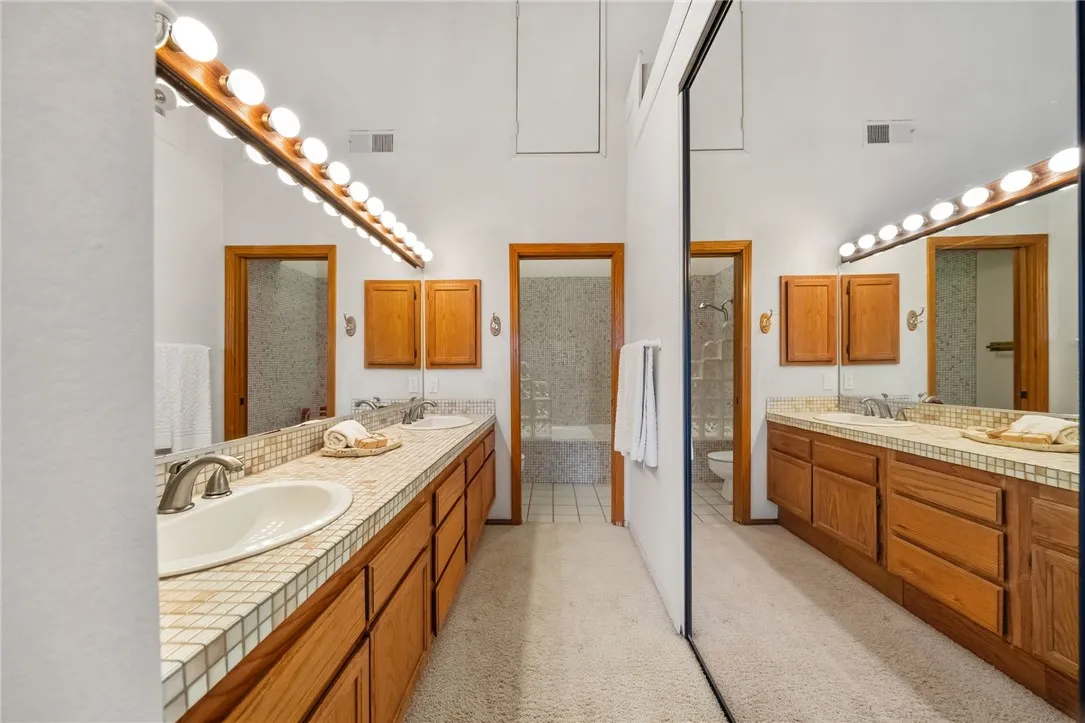 Photo #48: SW25060479 Listing: Photo #48