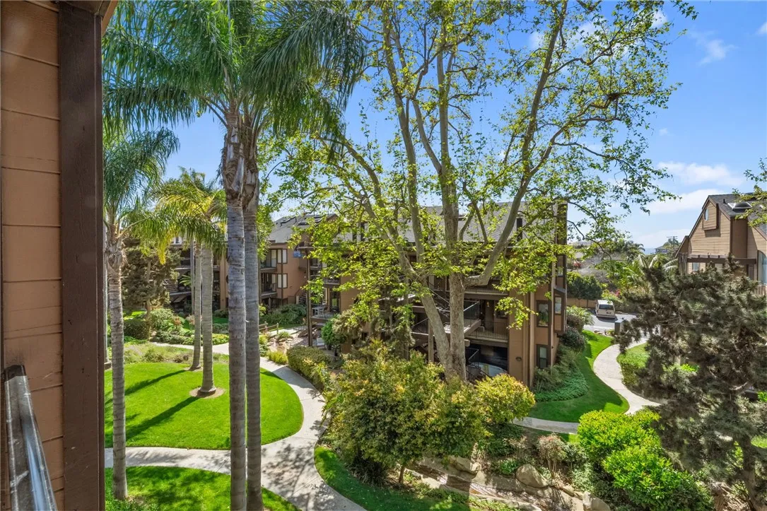 Photo #49: SW25060479 Listing: Photo #49