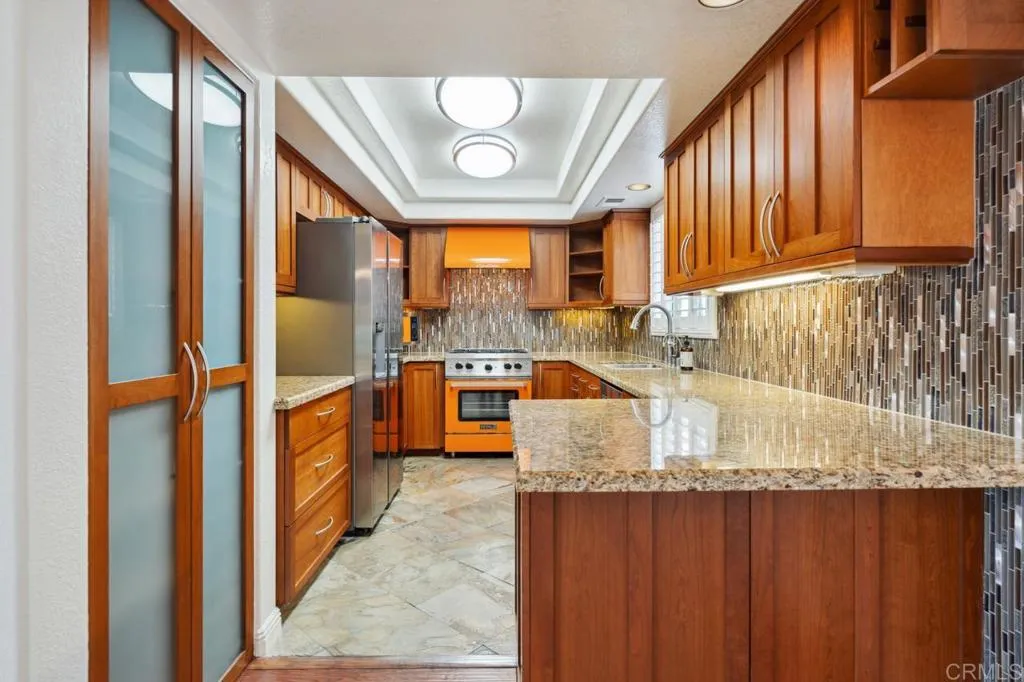 Photo #6: PTP2502123 Listing 