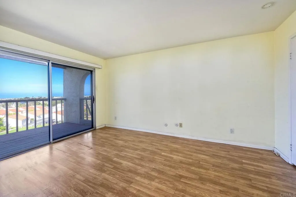 https://cdn.realtyfeed.com/cdn/127/306396151/2edb7b53f8654dd026fe6c24a94bbd01.webp