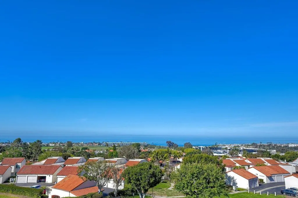 https://cdn.realtyfeed.com/cdn/127/306396151/f189264151ab080b903281d23d3ad29f.webp