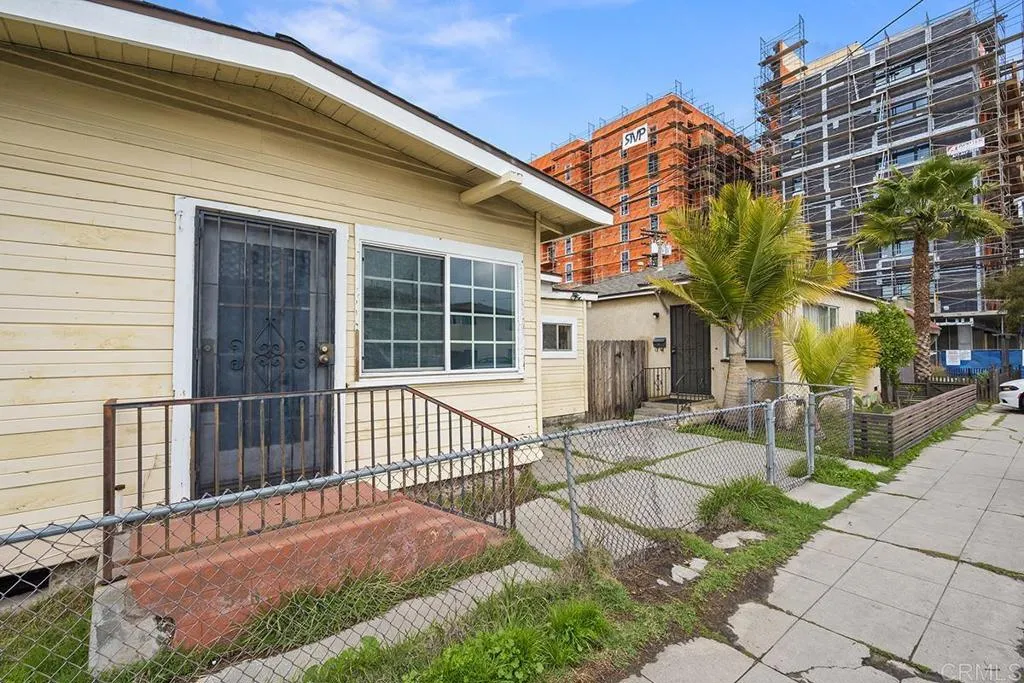 https://cdn.realtyfeed.com/cdn/127/306396294/992f1fc509cf222a915350e469c5ab3b.webp