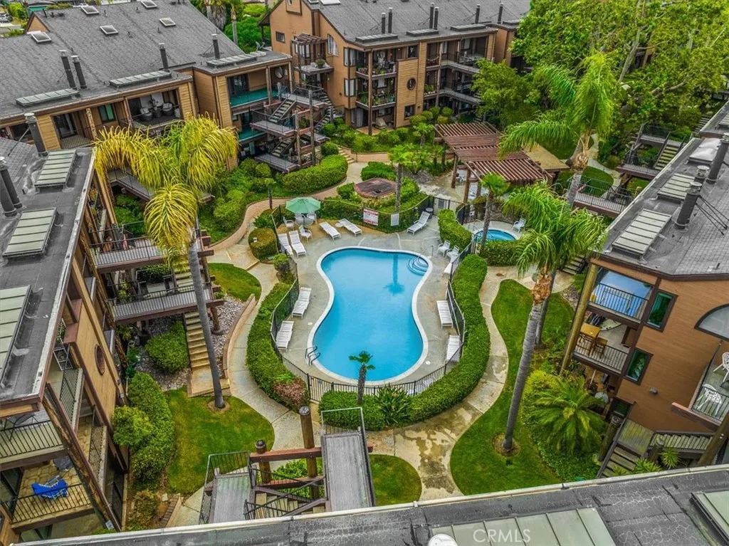 https://cdn.realtyfeed.com/cdn/127/306397053/54eda2d23b0b18b958b67bdc022d4a07.webp