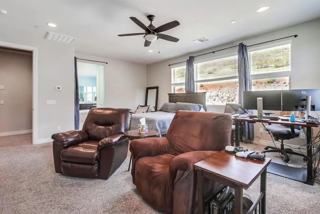 https://cdn.realtyfeed.com/cdn/127/306397143/c093146840e8fad7031237964c3350f7.webp