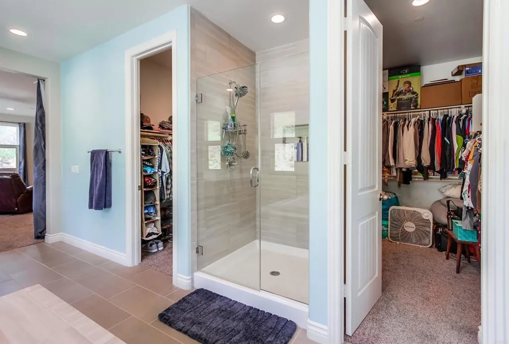 https://cdn.realtyfeed.com/cdn/127/306397143/def32e78020538b214029d9214486d21.webp