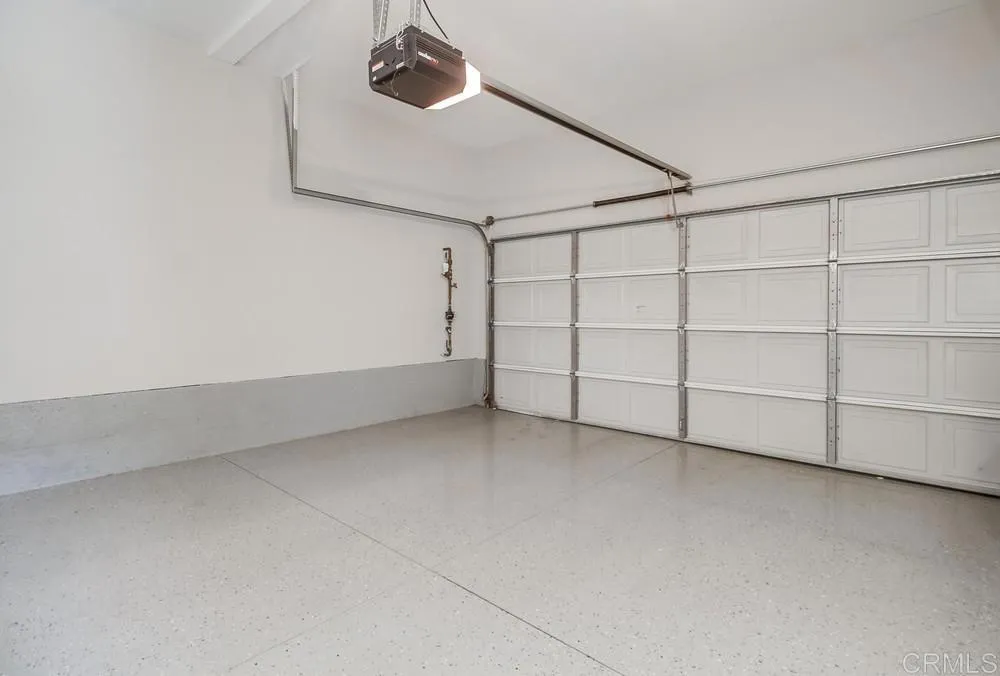 https://cdn.realtyfeed.com/cdn/127/306397291/c077ea42fae26487d78c70a9f26aee8c.webp