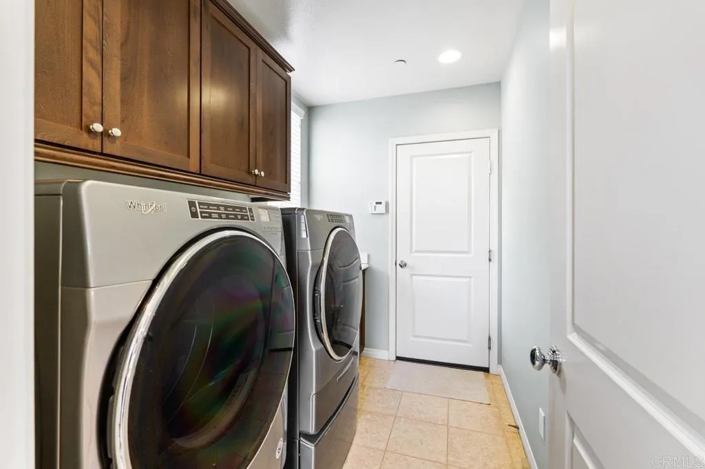 https://cdn.realtyfeed.com/cdn/127/306397374/7c5abb3d1b08037abba7185f6585404f.webp