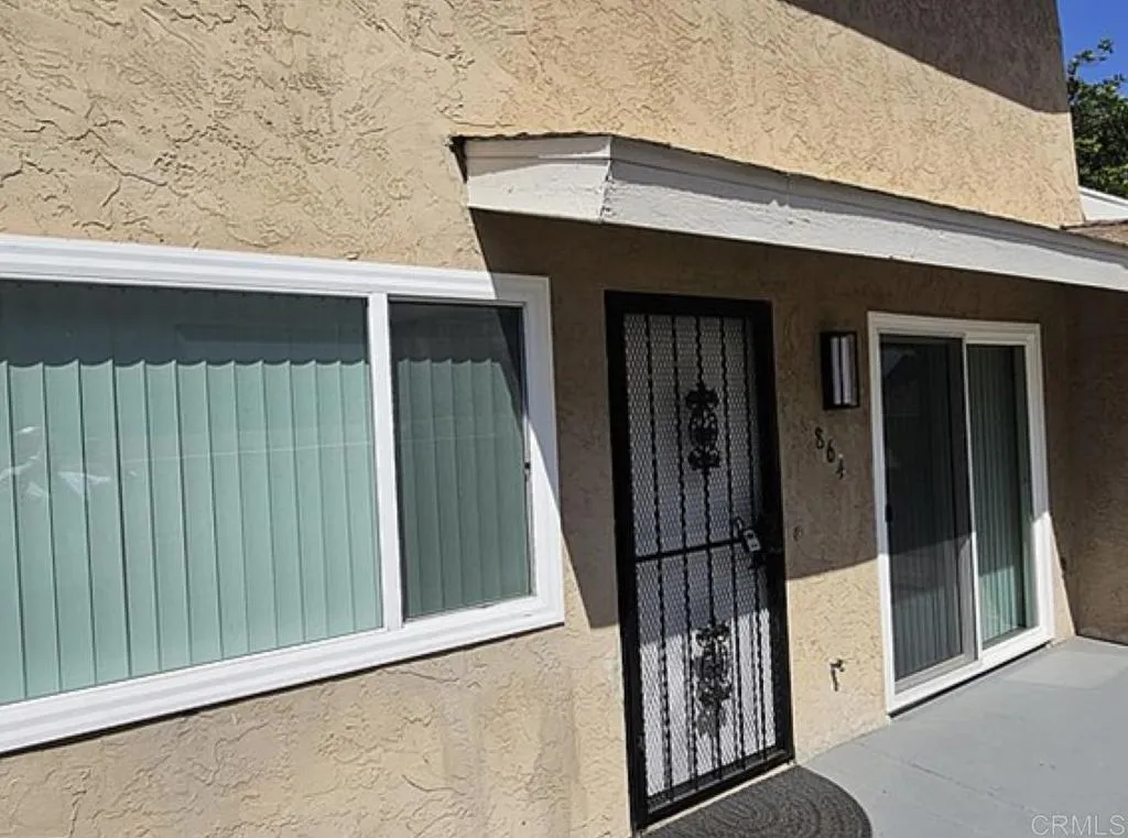 Photo #2: PTP2502155 Listing 