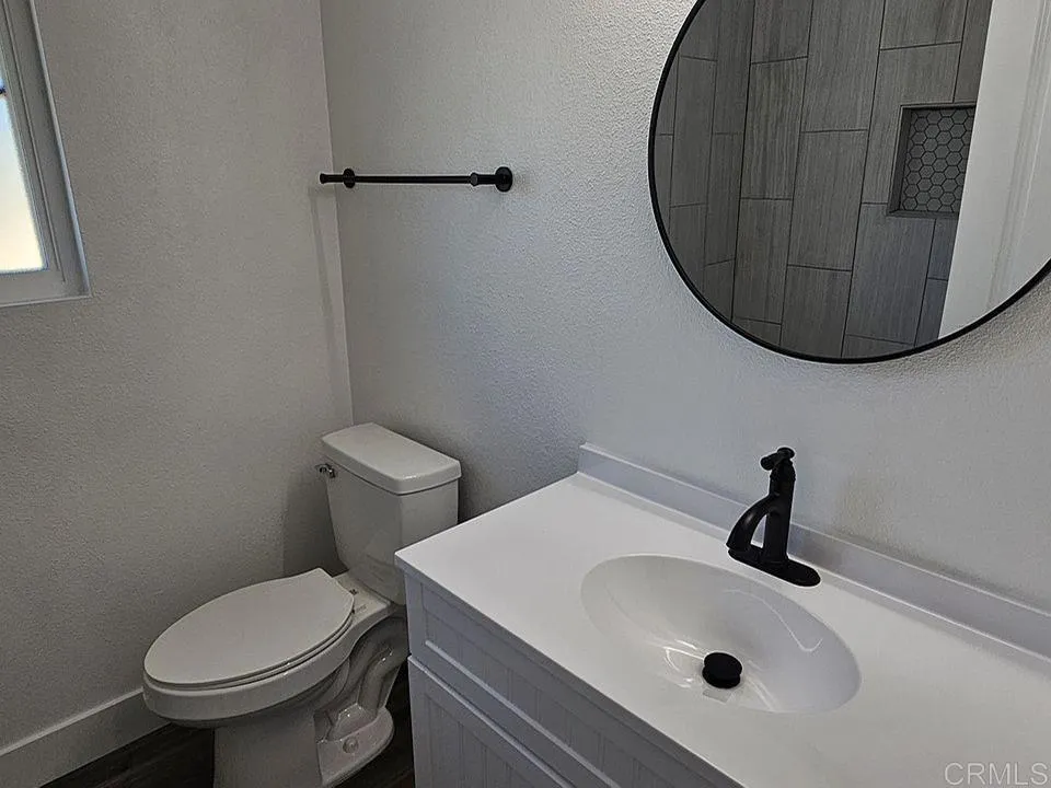 Photo #5: PTP2502155 Listing 