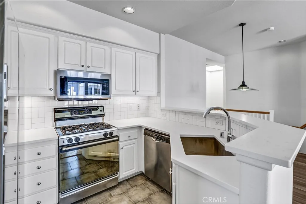 https://cdn.realtyfeed.com/cdn/127/306397378/1d77395b8bc1ab8e5b83ef6b26794bff.webp