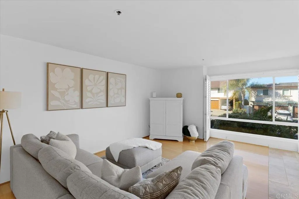 Photo #6: NDP2502880 Listing 