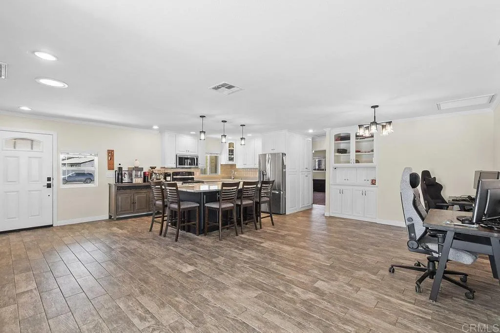 https://cdn.realtyfeed.com/cdn/127/306397782/322f91956a5a9f79a60dc011a7edcc71.webp
