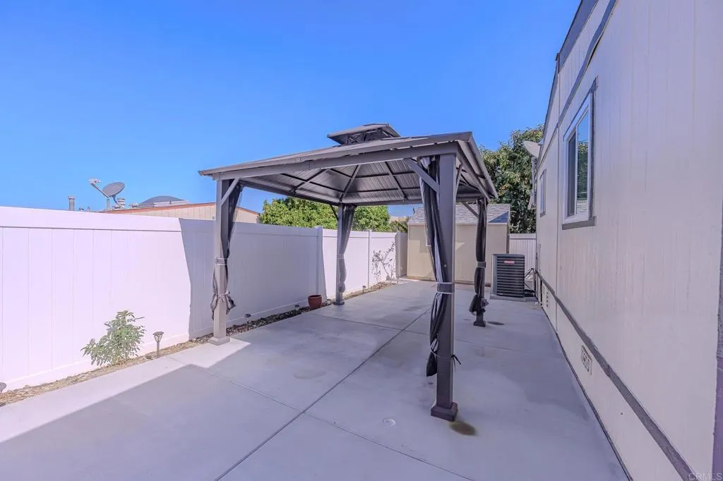 https://cdn.realtyfeed.com/cdn/127/306398255/8e43e3a62cac61458ba6e0723fb87fae.webp