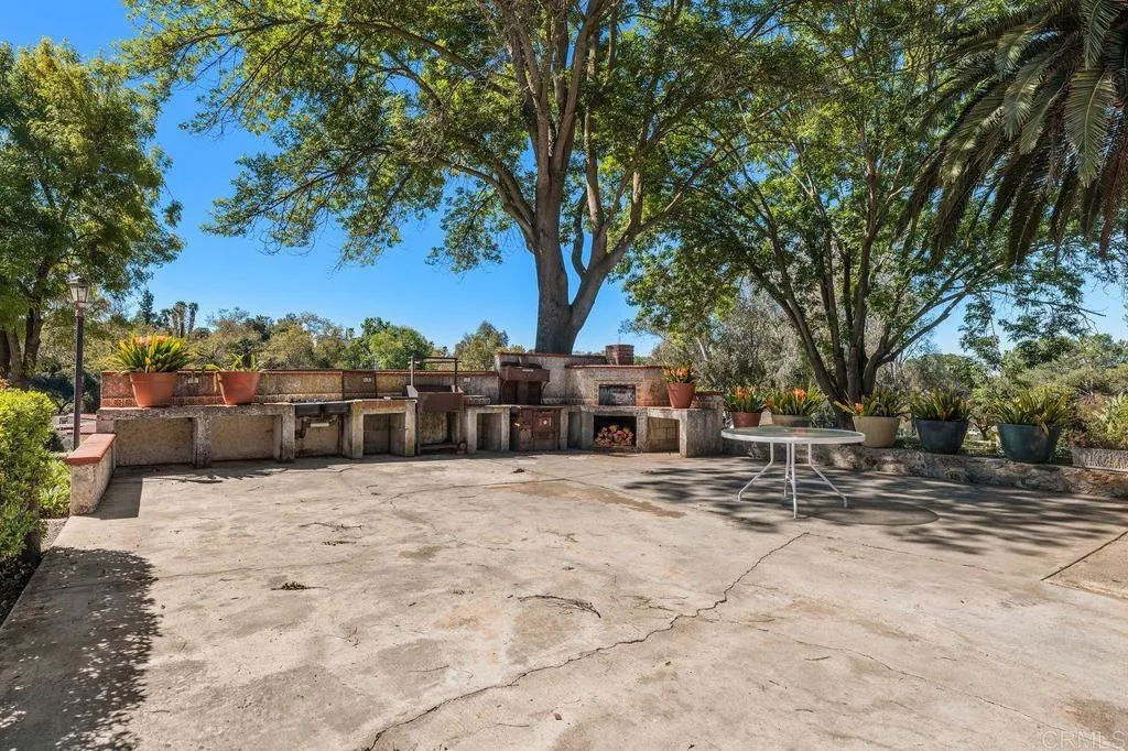 https://cdn.realtyfeed.com/cdn/127/306398359/1590a1263a9bbc3f7302064cca142ce1.webp