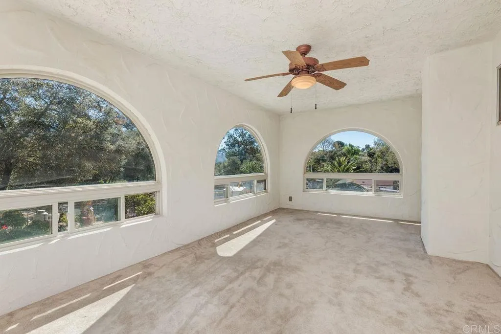 https://cdn.realtyfeed.com/cdn/127/306398359/5fae5e1bdf579e3c827159bb96413dd9.webp
