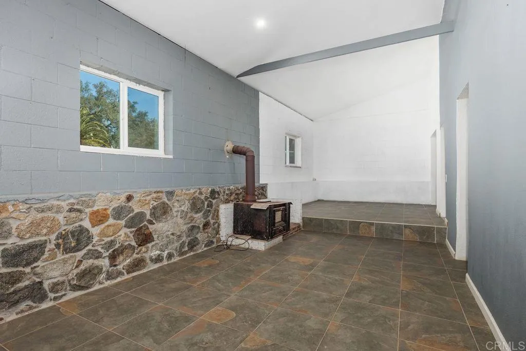 https://cdn.realtyfeed.com/cdn/127/306398359/65f2e27bd506df59c8699fa37dcc1d9e.webp