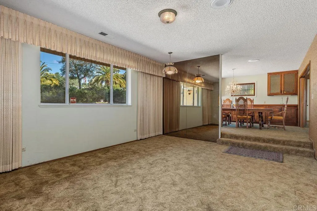 https://cdn.realtyfeed.com/cdn/127/306398359/d42789f41a137b4068d889bd4019405a.webp