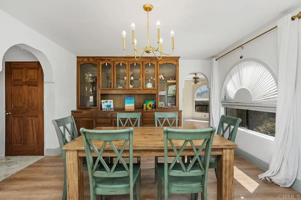 https://cdn.realtyfeed.com/cdn/127/306398514/390442806f27b531e23200e10e59f303.webp