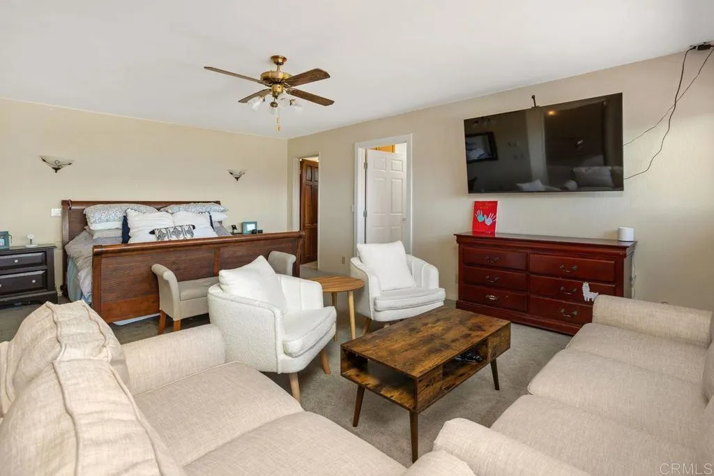 https://cdn.realtyfeed.com/cdn/127/306398514/8c280c84be64187d99690bfa06284545.webp
