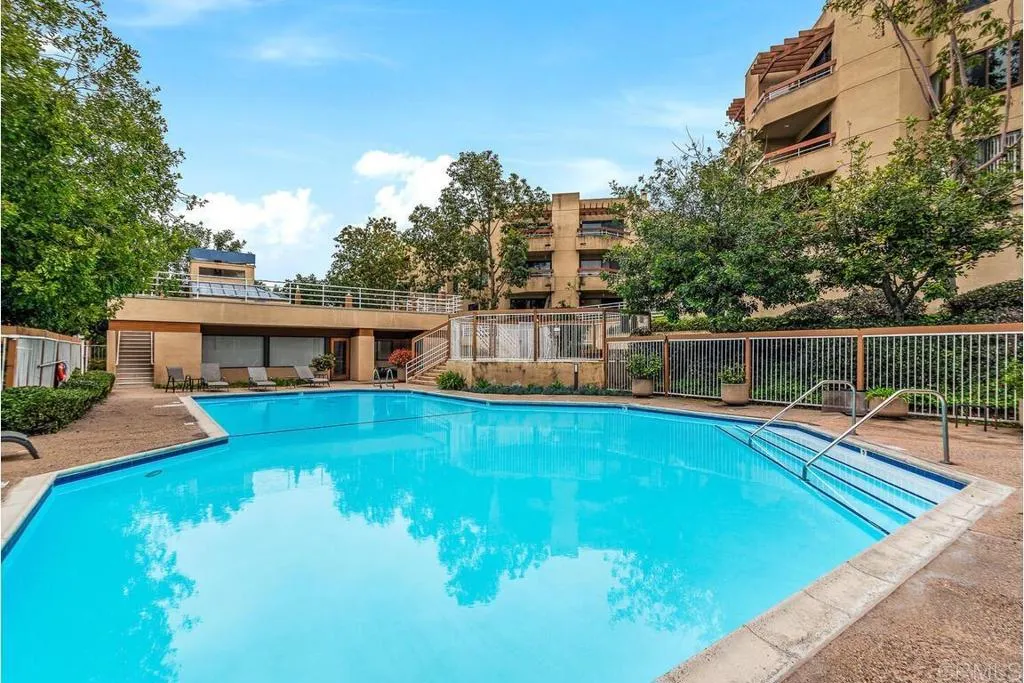 https://cdn.realtyfeed.com/cdn/127/306398672/09e03eeb310f14b5c49d97d9f21ce3ff.webp