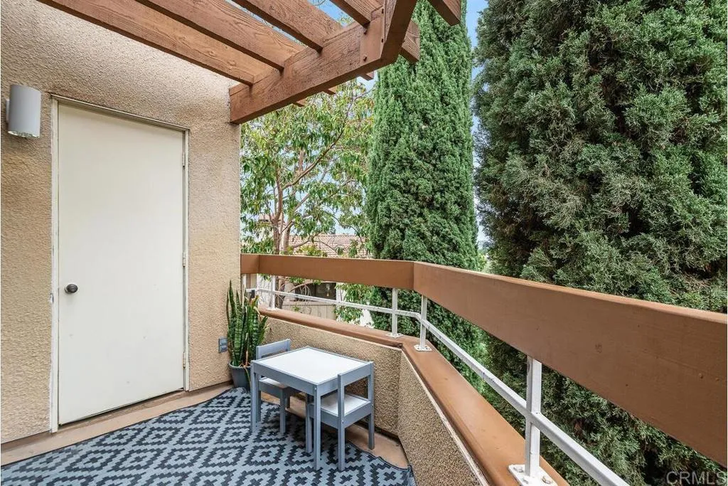 https://cdn.realtyfeed.com/cdn/127/306398672/2f8e88f5981167c3ba34514b996a3798.webp