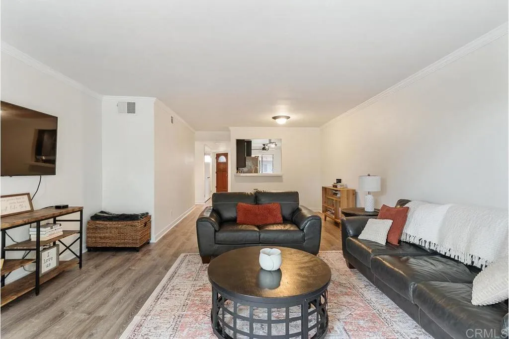 https://cdn.realtyfeed.com/cdn/127/306398672/fc44d283085a1b01298ab2978315d1fc.webp