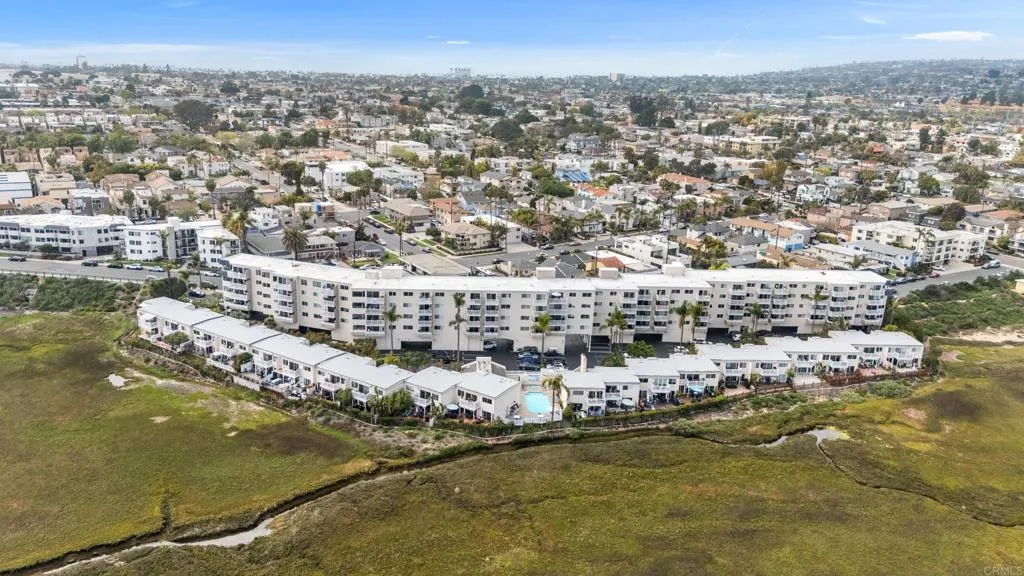 https://cdn.realtyfeed.com/cdn/127/306398691/c145bf0056540a81eeb6e0c35289827c.webp