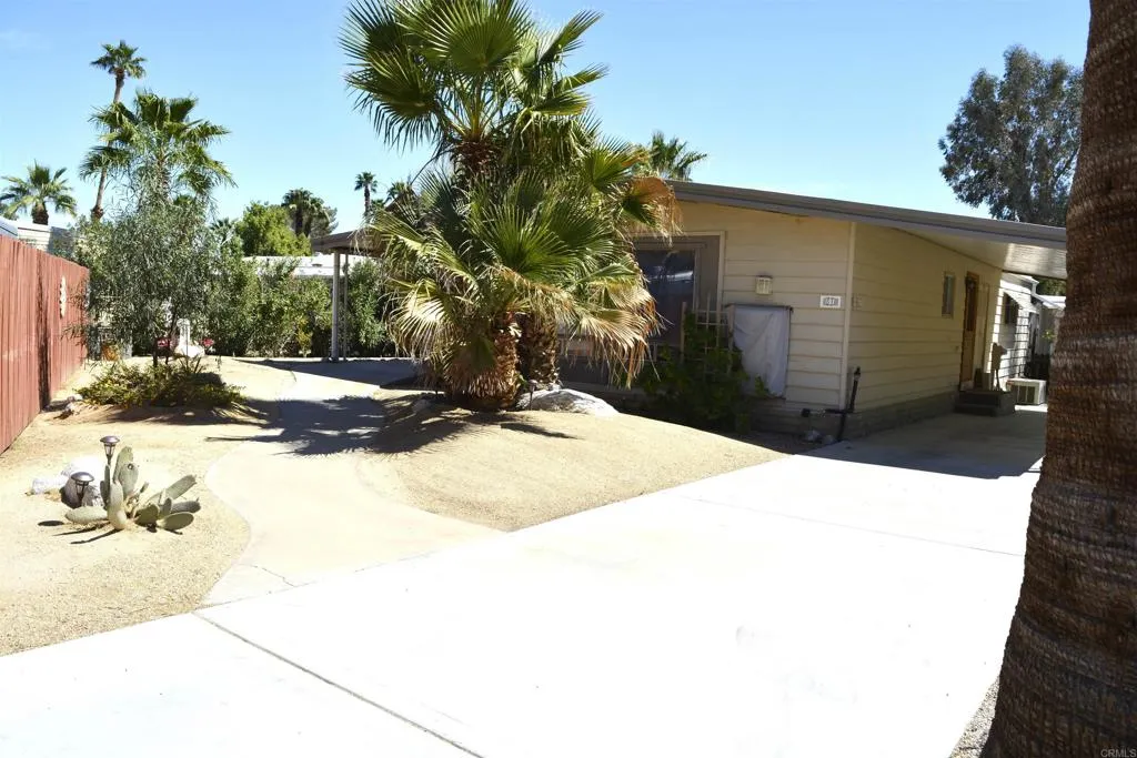https://cdn.realtyfeed.com/cdn/127/306398724/569cbc9a45d8e6cd78171e358b98748b.webp