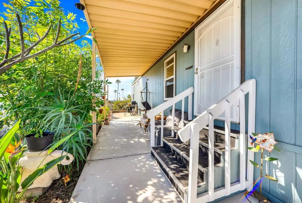 https://cdn.realtyfeed.com/cdn/127/306398945/358dd887822e9b96012e0ba3823d0571.webp