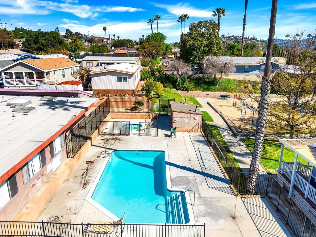 https://cdn.realtyfeed.com/cdn/127/306398945/f98ef8bd3351a7f610363314ac2c2262.webp