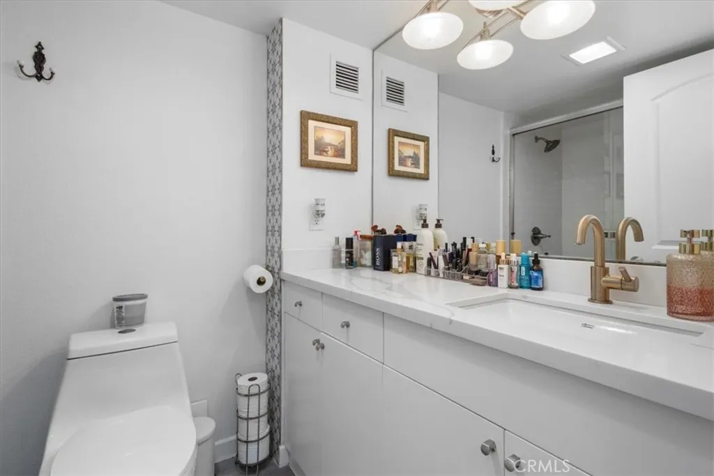 https://cdn.realtyfeed.com/cdn/127/306398962/7f72452b798e734e906ba6ac9cf6e3b0.webp