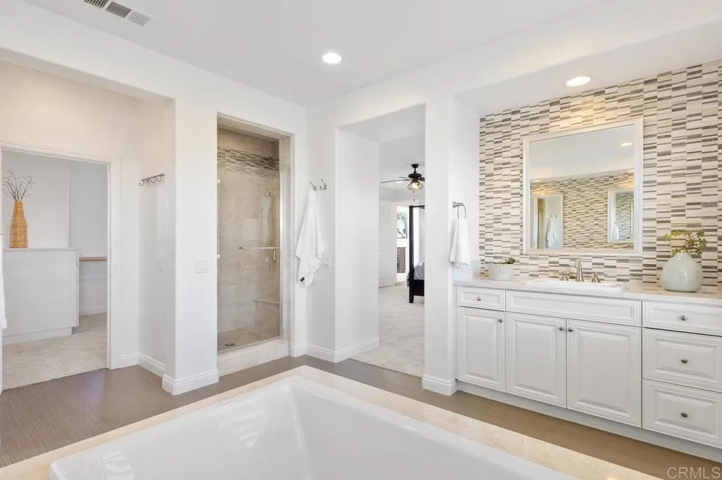 https://cdn.realtyfeed.com/cdn/127/306398981/fef50d0f5c5cd7b3a385815e1343ffa5.webp
