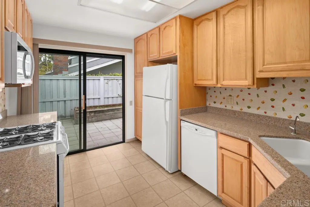 https://cdn.realtyfeed.com/cdn/127/306399297/898d5fafab4f9e6dcc83a0f8b7c3a928.webp