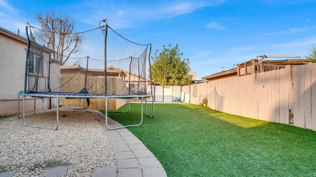 https://cdn.realtyfeed.com/cdn/127/306399589/5accad620e361ee317363776803e026e.webp