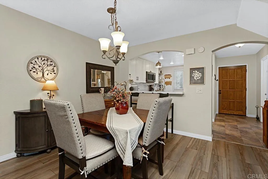 https://cdn.realtyfeed.com/cdn/127/306399612/2c35754cd378df2fa802a2c28ed6bf7a.webp