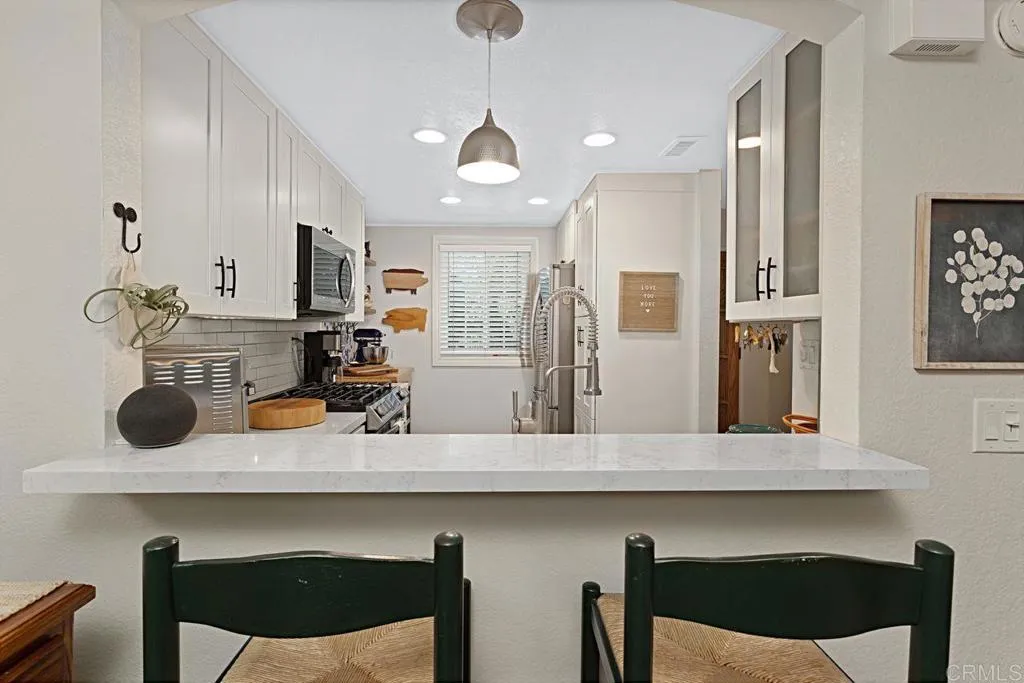 https://cdn.realtyfeed.com/cdn/127/306399612/39f81d50f20eef5874dc5307890e196a.webp