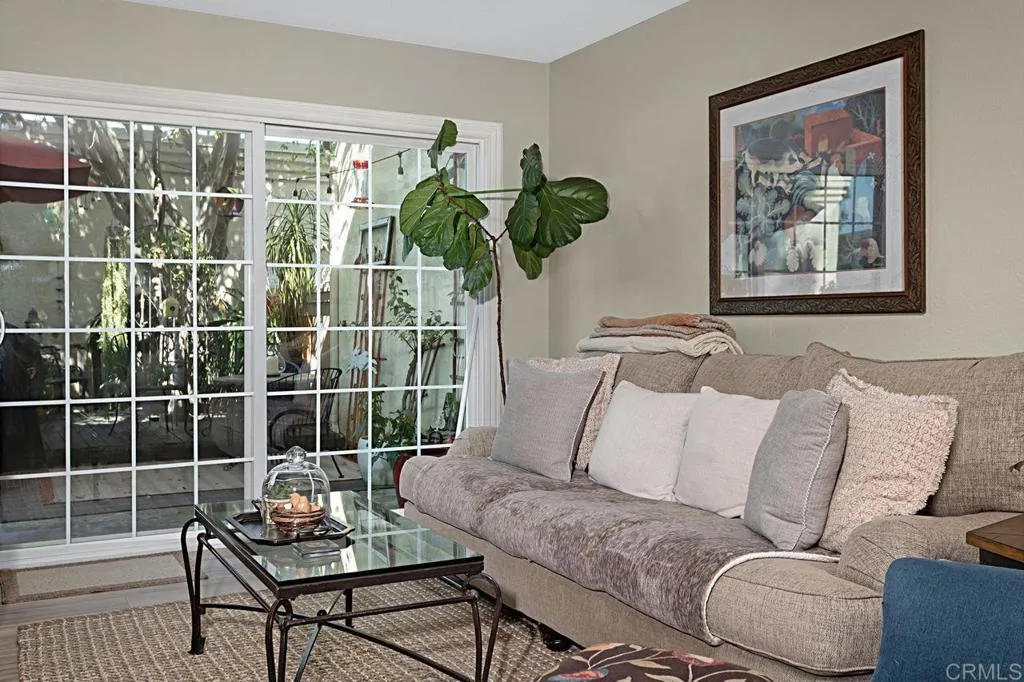 https://cdn.realtyfeed.com/cdn/127/306399612/924738c48d45a900afb7fa166ee16e13.webp