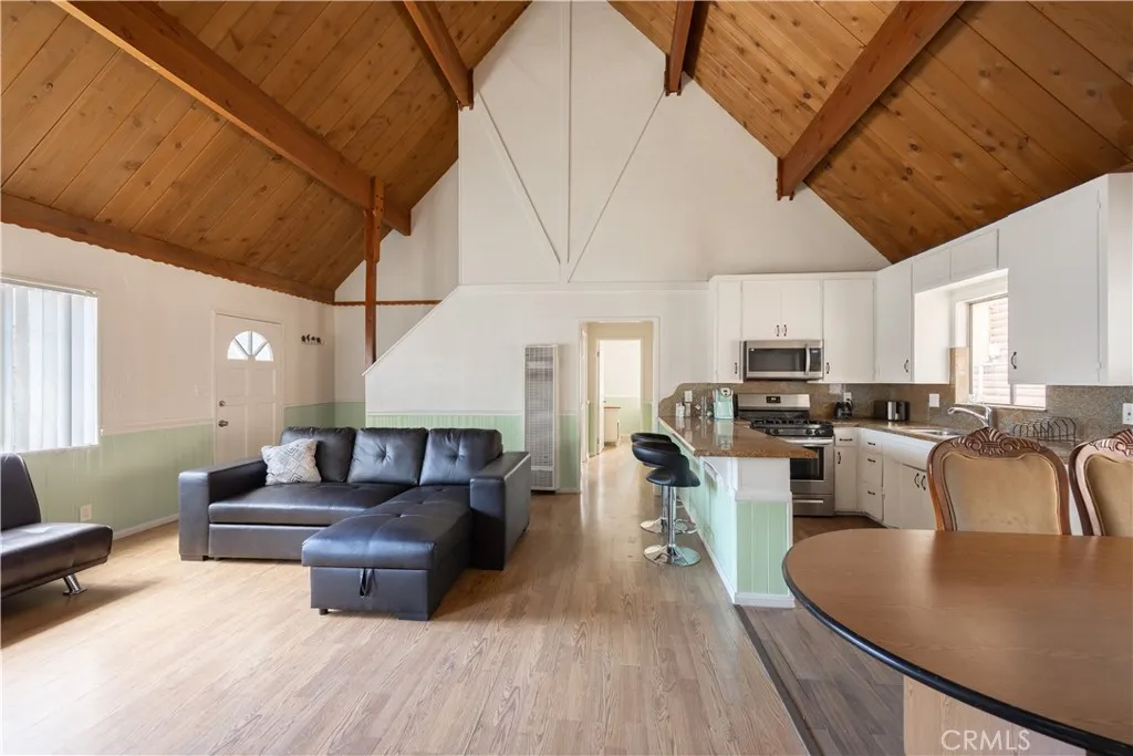 200 E Country Club Boulevard, Big Bear City, Ca 92314 - Photo 5 of 35, Big Bear City, CA