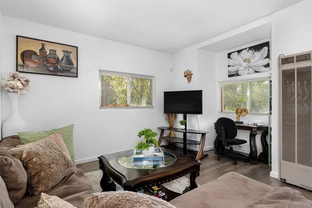 https://cdn.realtyfeed.com/cdn/127/306399735/16844681a13c16fca47f4ef47c9ebf8b.webp