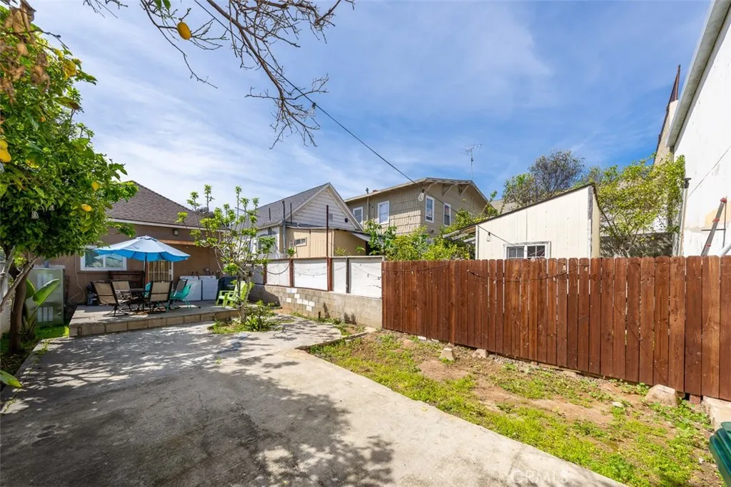 https://cdn.realtyfeed.com/cdn/127/306399735/46e7da1f4ae6fe549fb884444142528b.webp