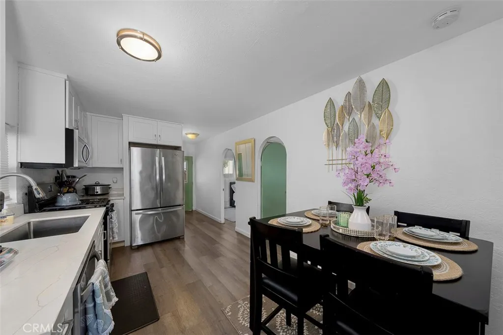 https://cdn.realtyfeed.com/cdn/127/306399735/be0048362ce2e8eb31ff58378fceb13b.webp