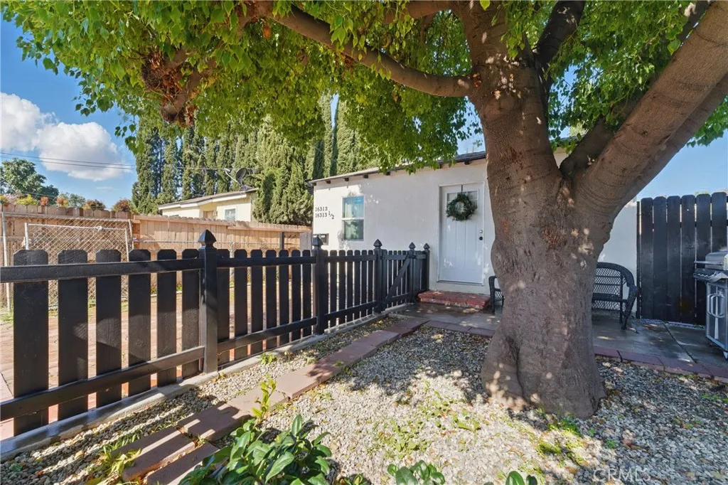 16313 Hunsaker Avenue, Paramount, Ca 90723 - Photo 3 of 28, Paramount, CA