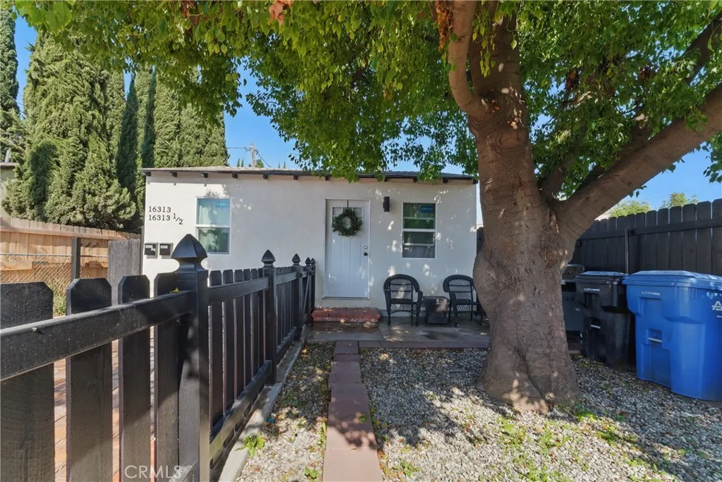 16313 Hunsaker Avenue, Paramount, Ca 90723 - Photo 2 of 28, Paramount, CA