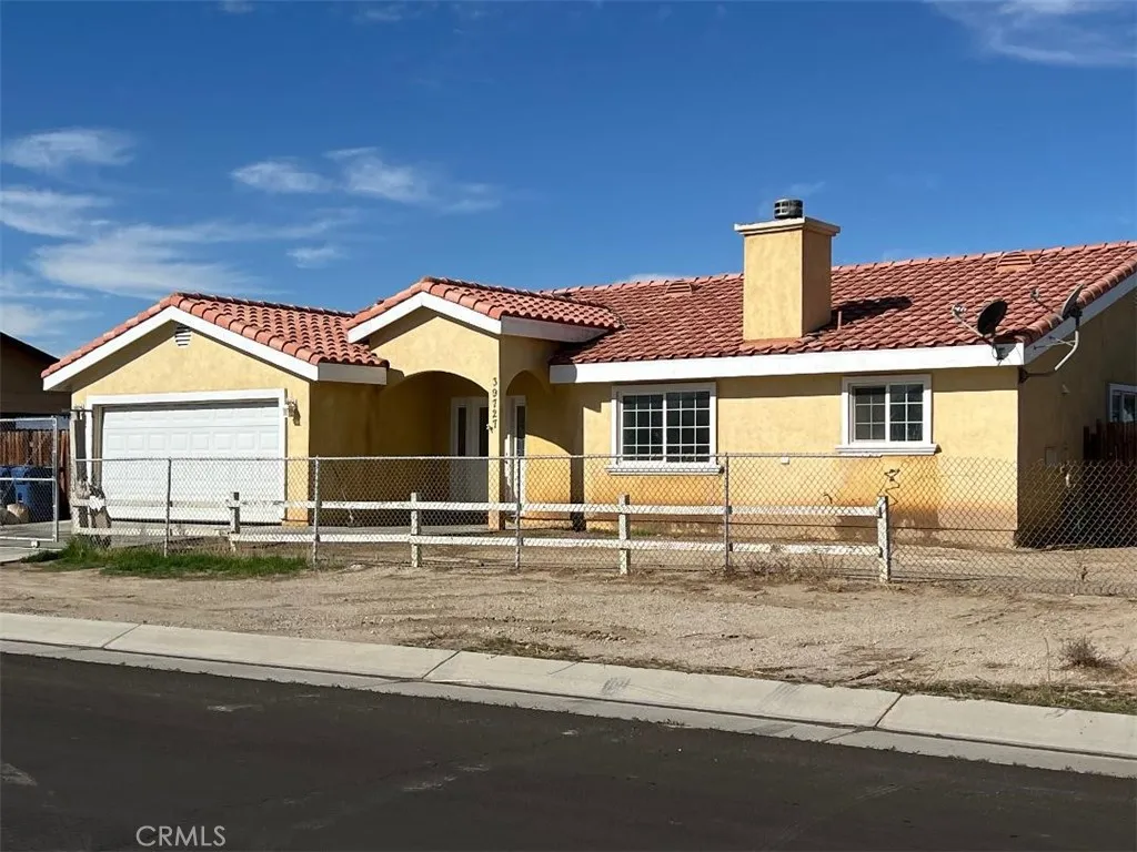 39727 171st Street East, Lake Los Angeles, Ca 93591